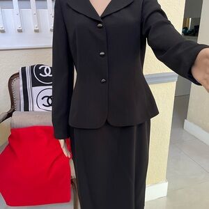 Le Suit Black Women's Dress Suit